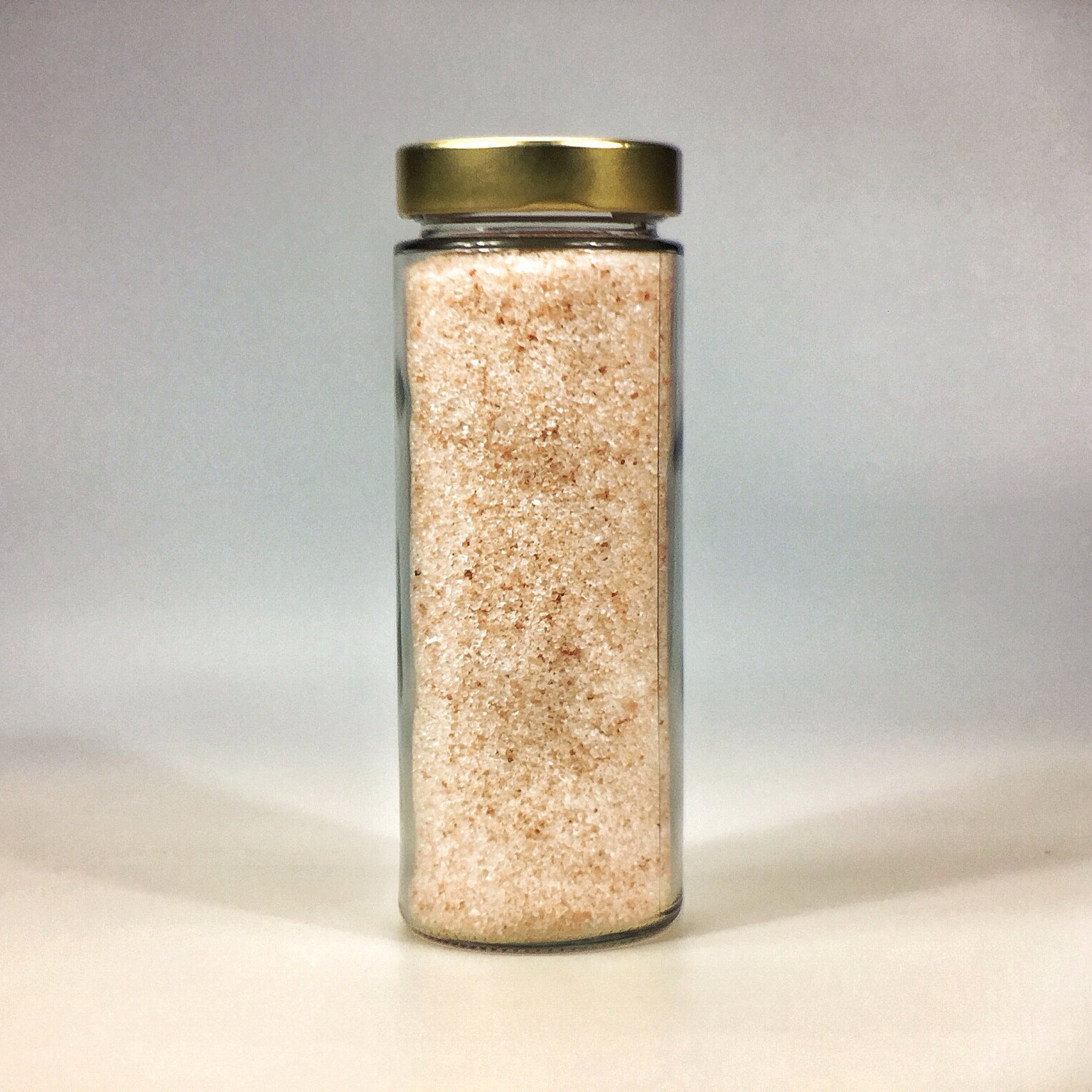 Himalaya Salz körnig gemahlen für Salzstreuer im grossen Glas mit Golddeckel